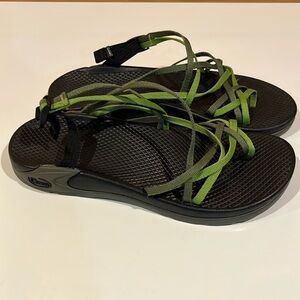 Chaco Women's Green and Black Strappy Sandals